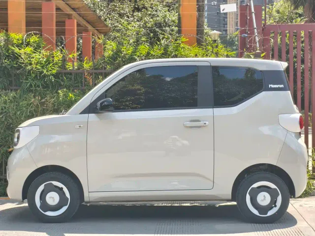 Wuling Motors Hongguang MINIEV 2024 3rd Generation 215km Youth Edition — Фото автомобиля 8
