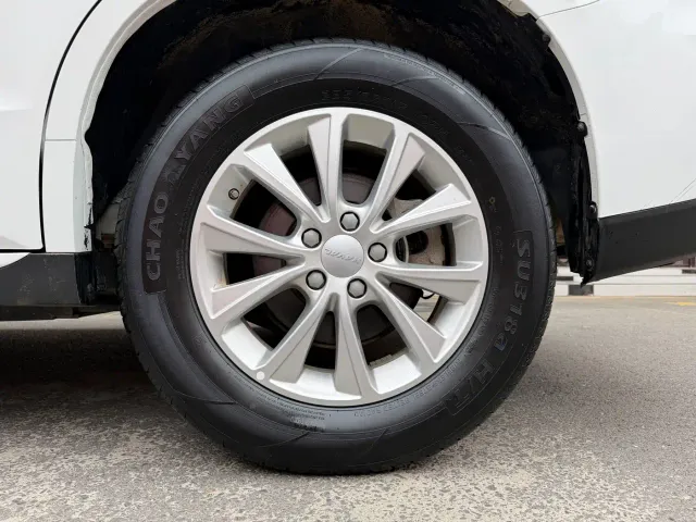 Haval M6 — Фото автомобиля 21