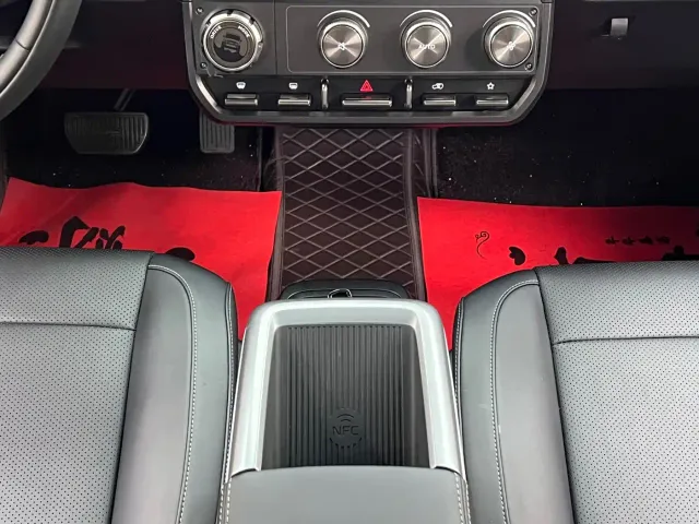 iCAR V23 — Фото автомобиля 25