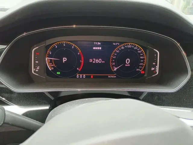 Volkswagen Passat — Фото автомобиля 4