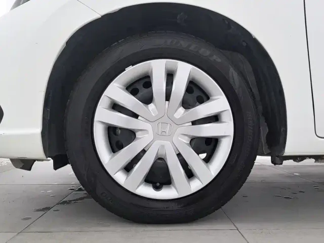 Honda Fit — Фото автомобиля 17