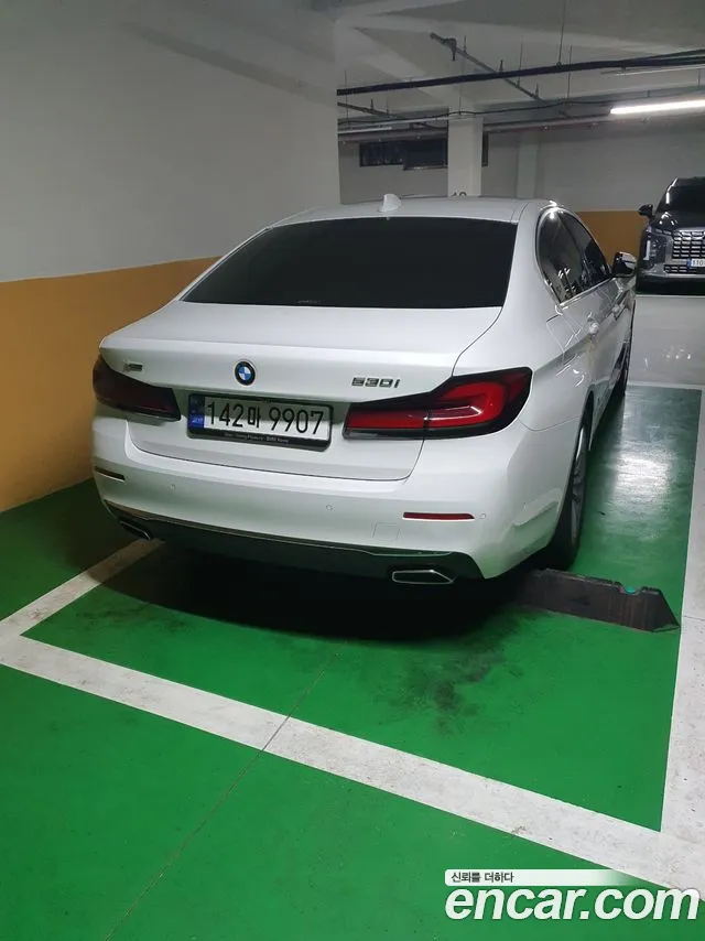 BMW 5-Series — Фото автомобиля 2