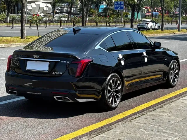 Cadillac CT5 — Фото автомобиля 8