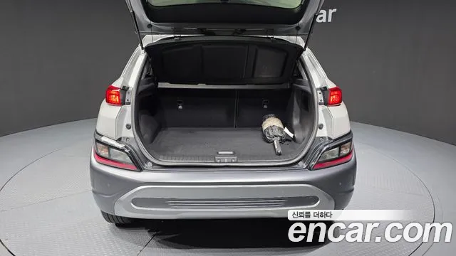 Hyundai Kona Новый Kona Бензин 2.0 2WD — Фото автомобиля 20