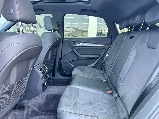 Audi Q5L Sportback — Фото автомобиля 12