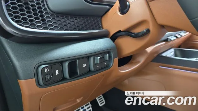 Kia Tasman Tasman 2.5T Бензин 4WD — Фото автомобиля 19