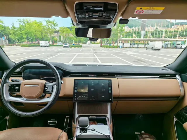 Land Rover Range Rover — Фото автомобиля 5
