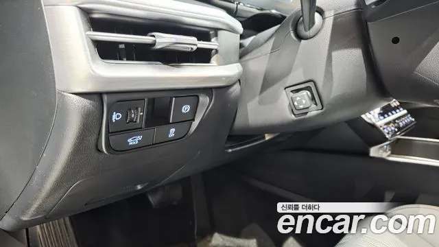 Hyundai Grandeur GN7 — Фото автомобиля 12