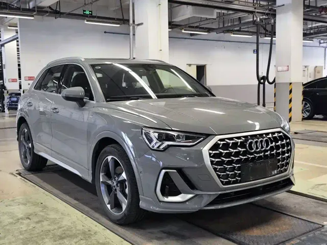 Audi Q3 — Фото автомобиля 3