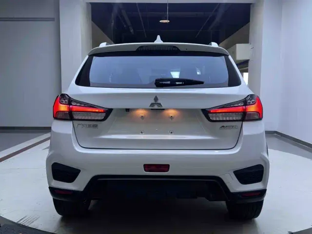 Mitsubishi ASX — Фото автомобиля 5