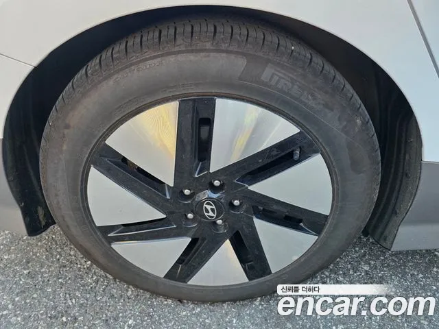 Hyundai Ioniq 6 — Фото автомобиля 5