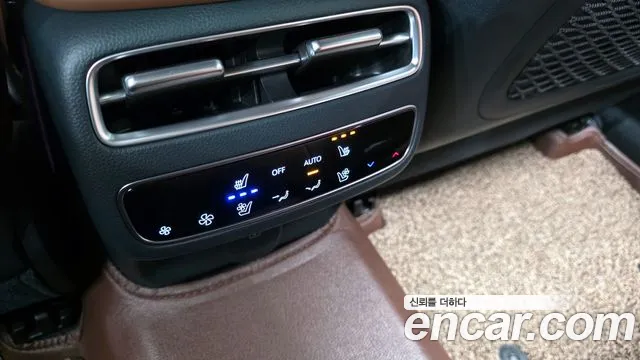Genesis GV70 2.5T Бензин AWD — Фото автомобиля 28
