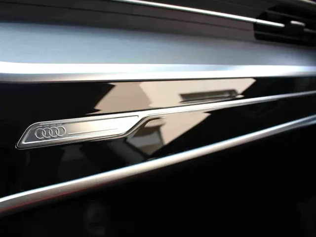 Audi A7L — Фото автомобиля 8