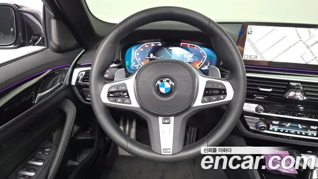 BMW 5 Series G30 — Фото автомобиля 19
