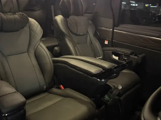 Toyota Alphard — Фото автомобиля 8