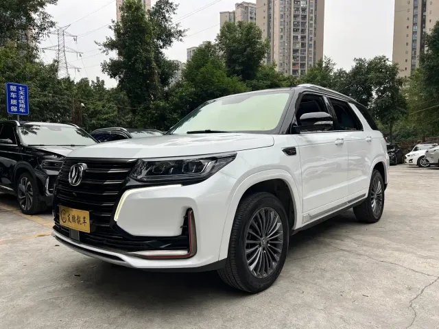 Фотография автомобиля — Changan CS95