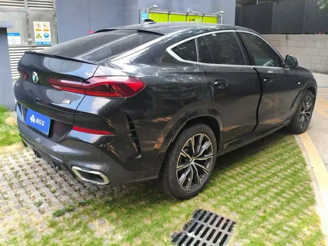 BMW X6 — Фото автомобиля 3