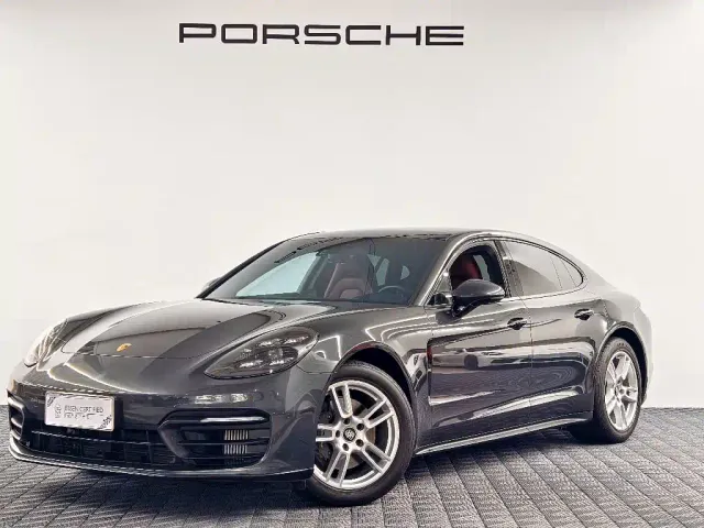 Фотография автомобиля — Porsche Panamera