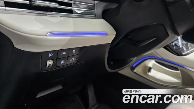 Hyundai Grandeur (New) Hybrid — Фото автомобиля 28