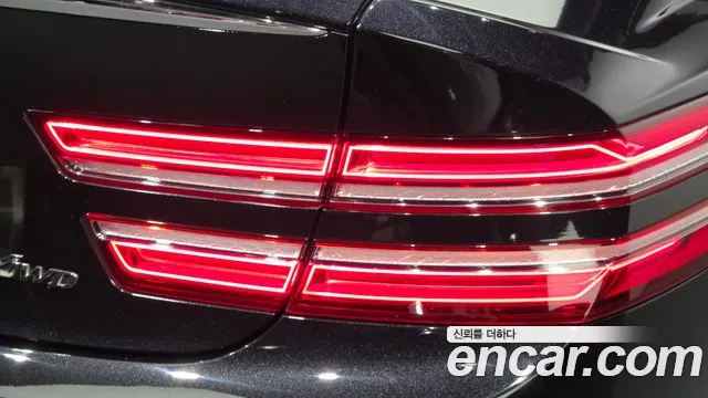 Genesis G80 Бензин 3.5 турбо AWD — Фото автомобиля 23