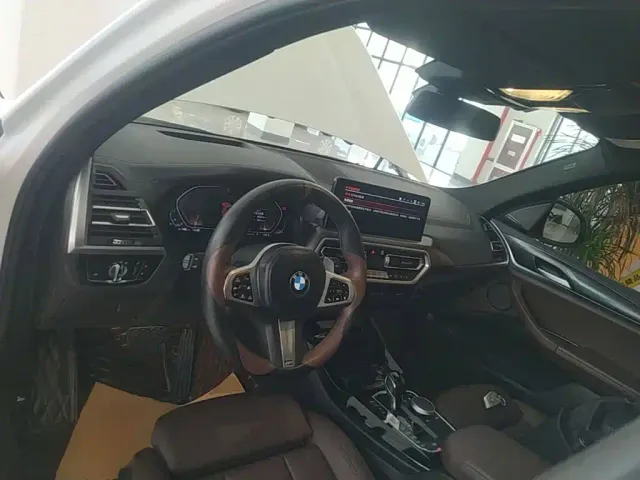 BMW X3 — Фото автомобиля 9