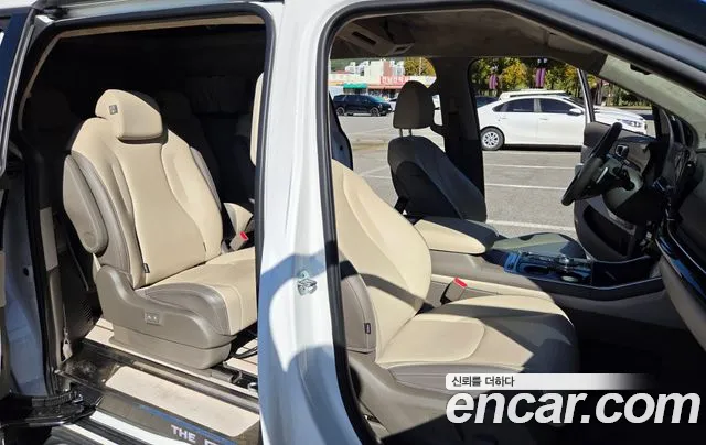 Kia Carnival — Фото автомобиля 15