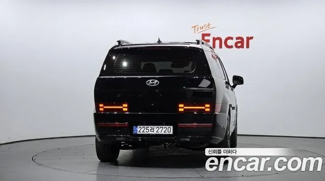 Hyundai Santa Fe — Фото автомобиля 4
