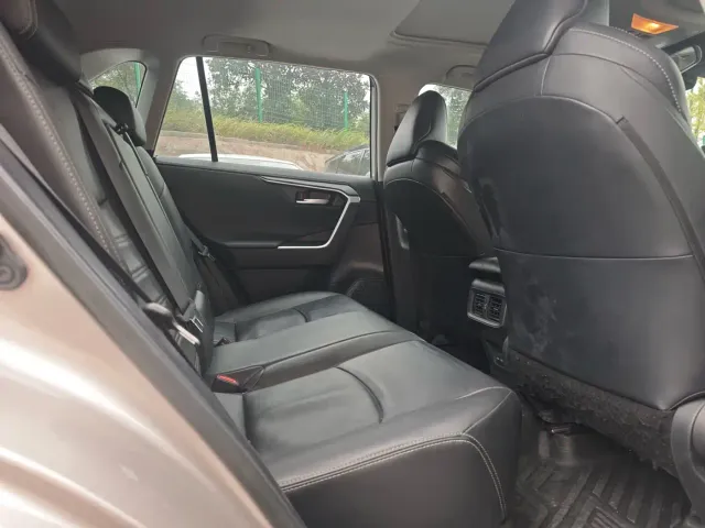Toyota Wildlander — Фото автомобиля 5