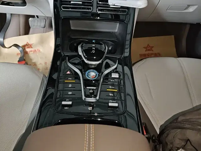 BYD Qin PLUS — Фото автомобиля 13