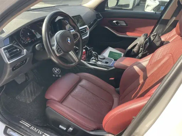 BMW 3 Series — Фото автомобиля 4