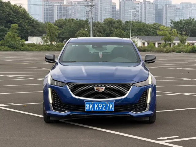 Cadillac CT5 — Фото автомобиля 2