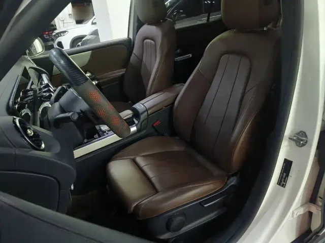 Mercedes-Benz GLB-Class — Фото автомобиля 14