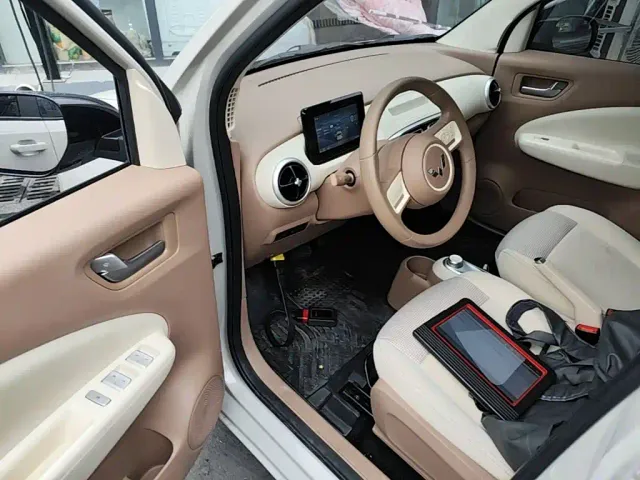 Wuling Hongguang Mini EV — Фото автомобиля 15