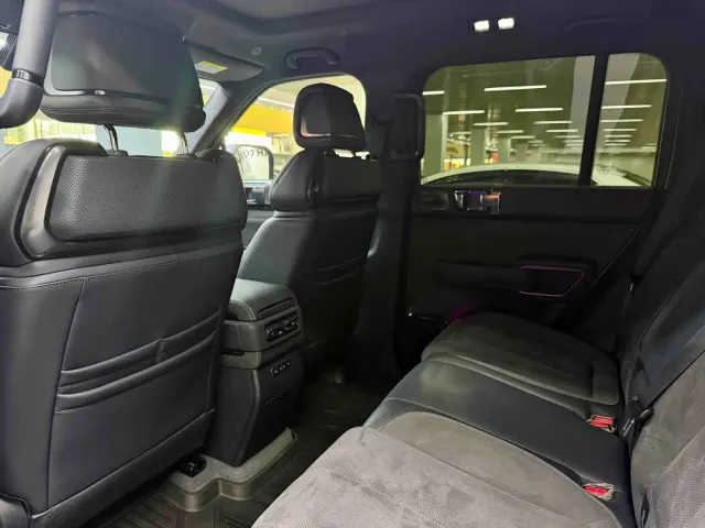 BYD FangChengBao Leopard 5 — Фото автомобиля 11