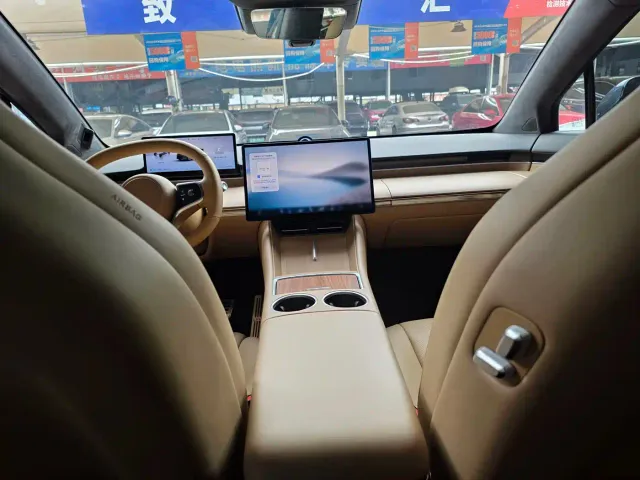 Zhijie Luxeed R7 2024 Pure Electric 802km Max — Фото автомобиля 6
