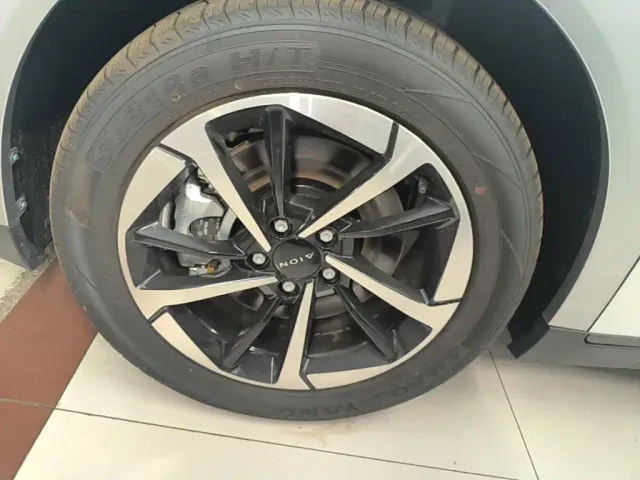 GAC Aion Y — Фото автомобиля 22