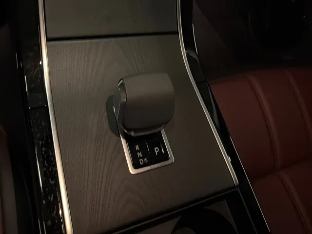 Land Rover Range Rover Evoque — Фото автомобиля 12
