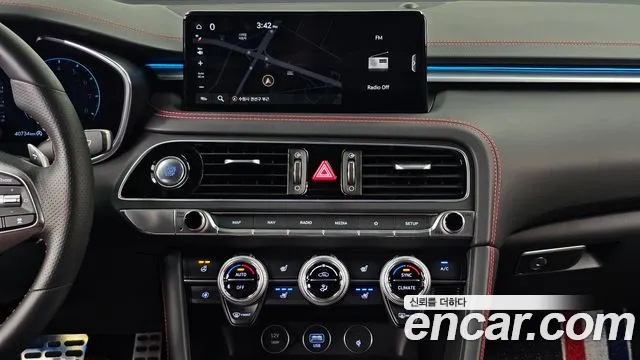 Genesis G70 Новый G70 Бензин 3.3T 4WD — Фото автомобиля 14