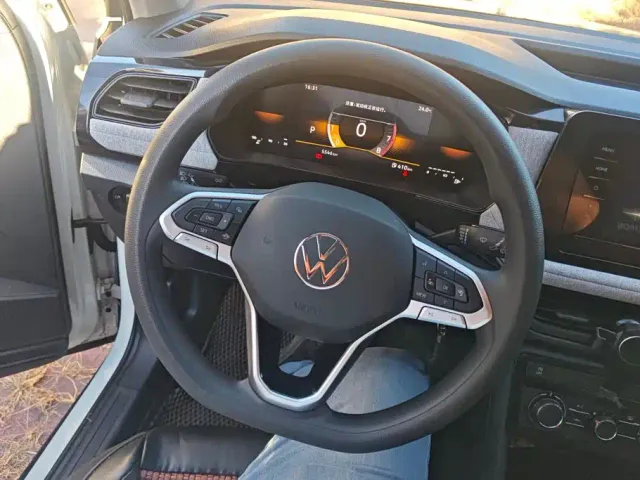 Volkswagen Tharu — Фото автомобиля 15