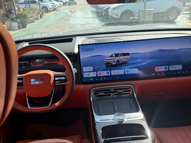 Geely Galaxy M9 — Фото автомобиля 9