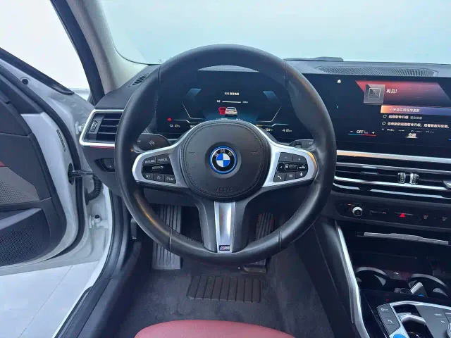 BMW i3 — Фото автомобиля 12