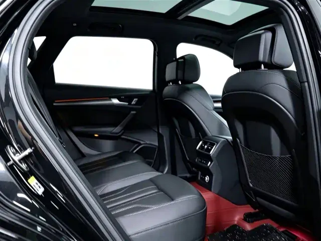 Audi Q5L — Фото автомобиля 6