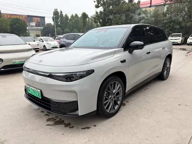 Leapmotor C10 — Фото автомобиля 3