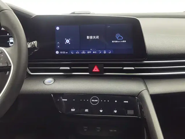 Hyundai Elantra — Фото автомобиля 12