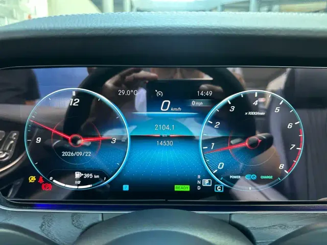 Mercedes-Benz E-Class — Фото автомобиля 13