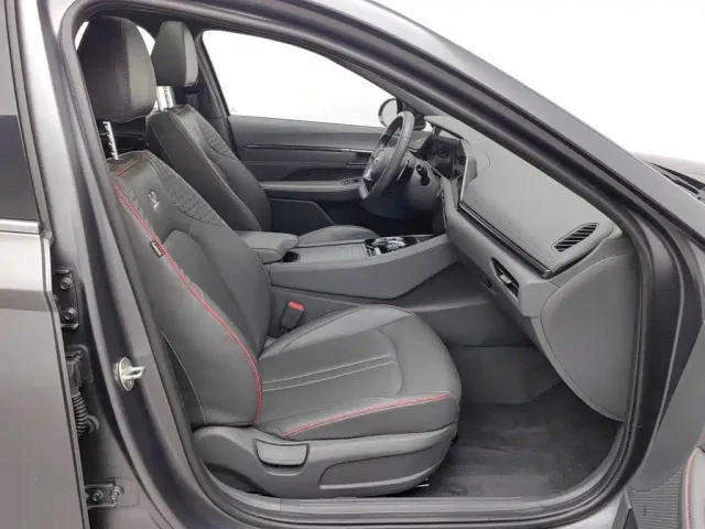 Hyundai Sonata — Фото автомобиля 23