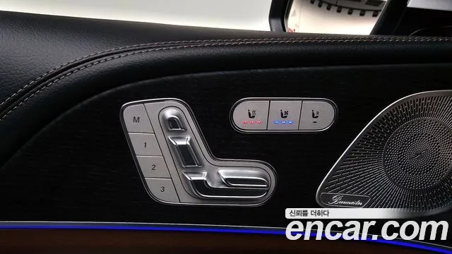 Mercedes-Benz GLE-Class — Фото автомобиля 29