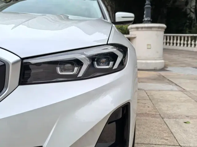 BMW i3 — Фото автомобиля 4