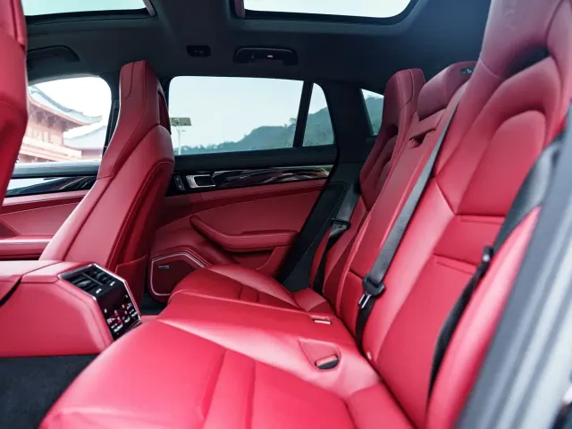 Porsche Panamera — Фото автомобиля 18