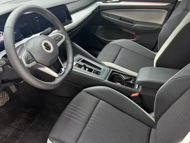 Volkswagen Golf — Фото автомобиля 16